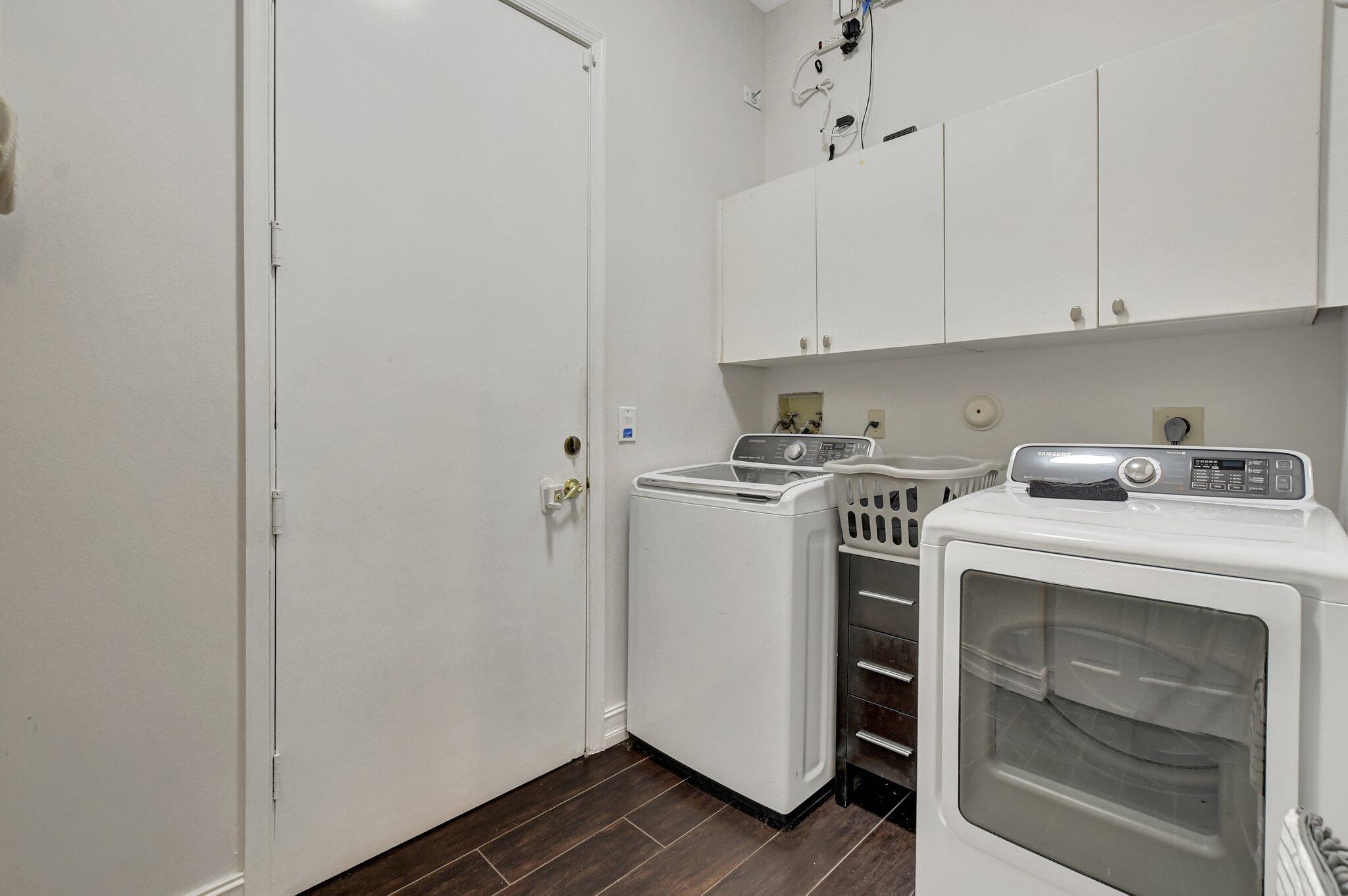 2530 Northwest 52nd Street Boca Raton, FL 33496 - Photo 24 of 67 Laundry Room