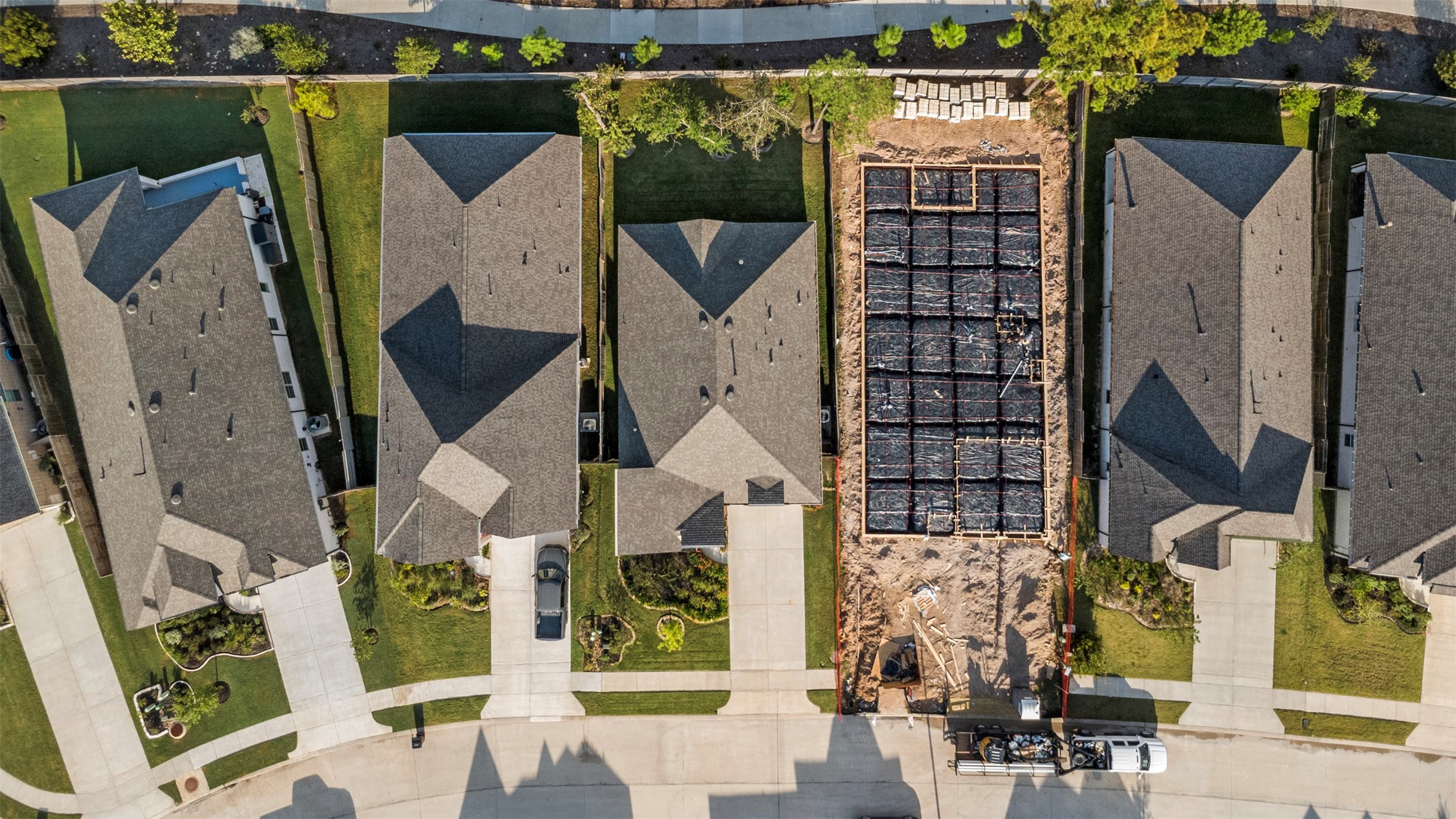 15650 Turtlehead Trail Conroe, TX 77302 - Photo 30 of 37 an aerial view of multi story residential apartment building with entryway