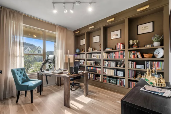 a picture of a bathroom