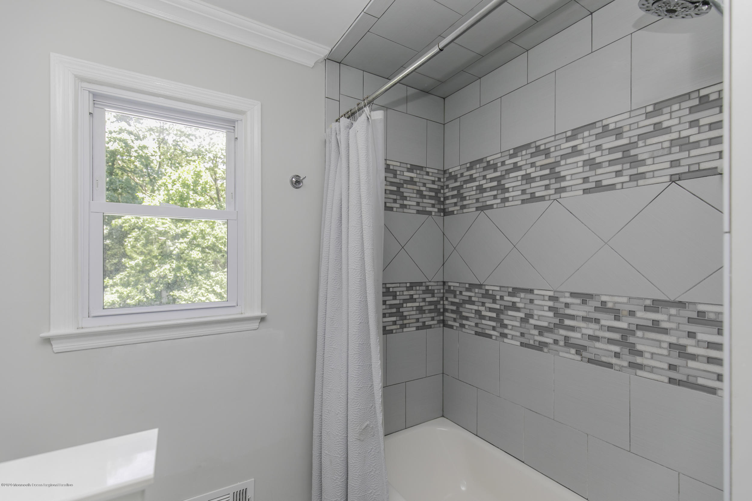 32 Rozbern Drive Eatontown, NJ 07724 - Photo 30 of 49 Jengo_77