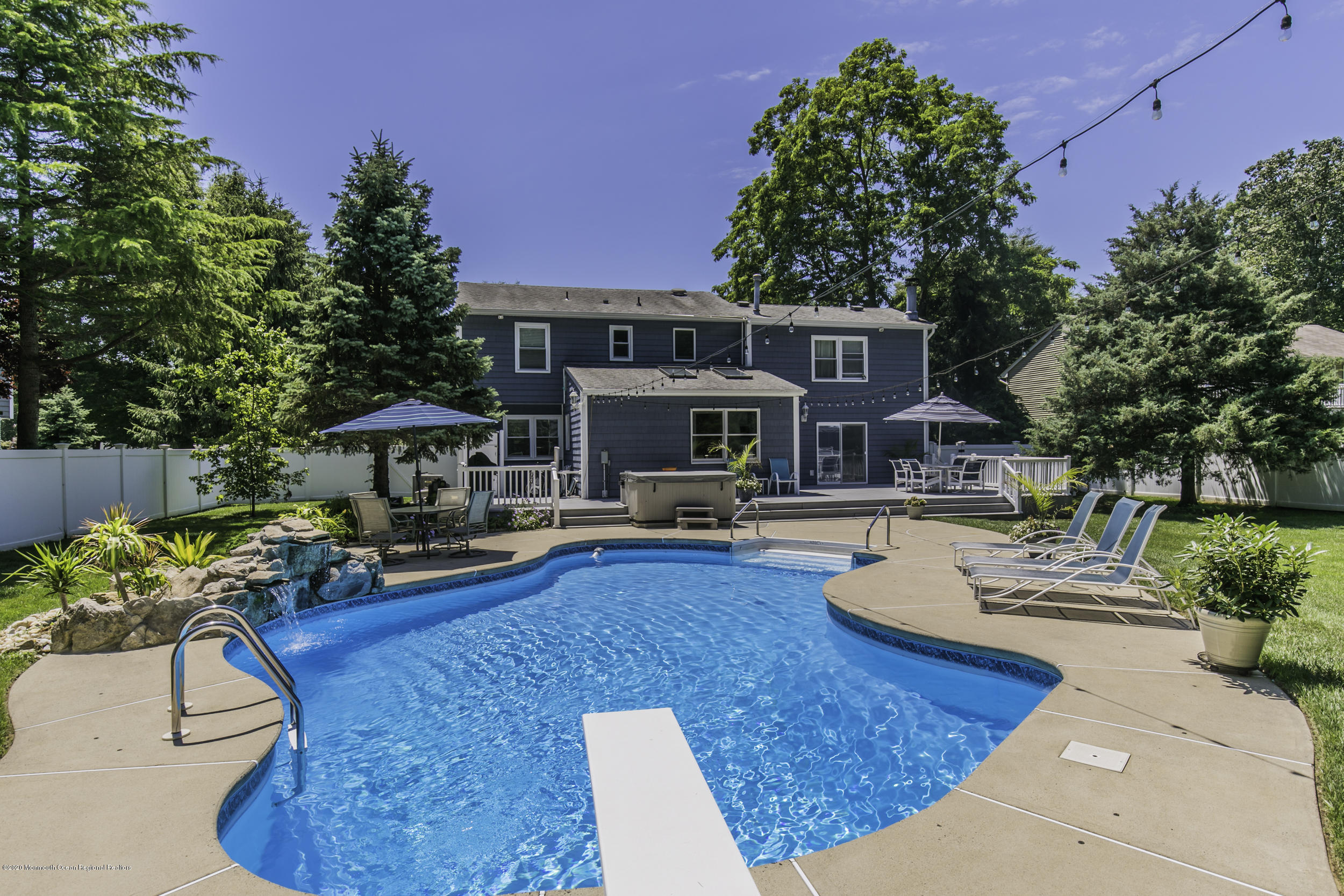 32 Rozbern Drive Eatontown, NJ 07724 - Photo 42 of 49 Jengo_18