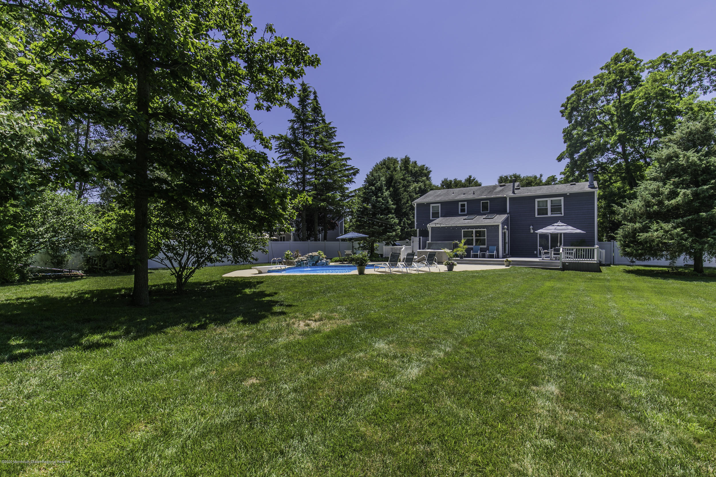 32 Rozbern Drive Eatontown, NJ 07724 - Photo 46 of 49 Jengo_26