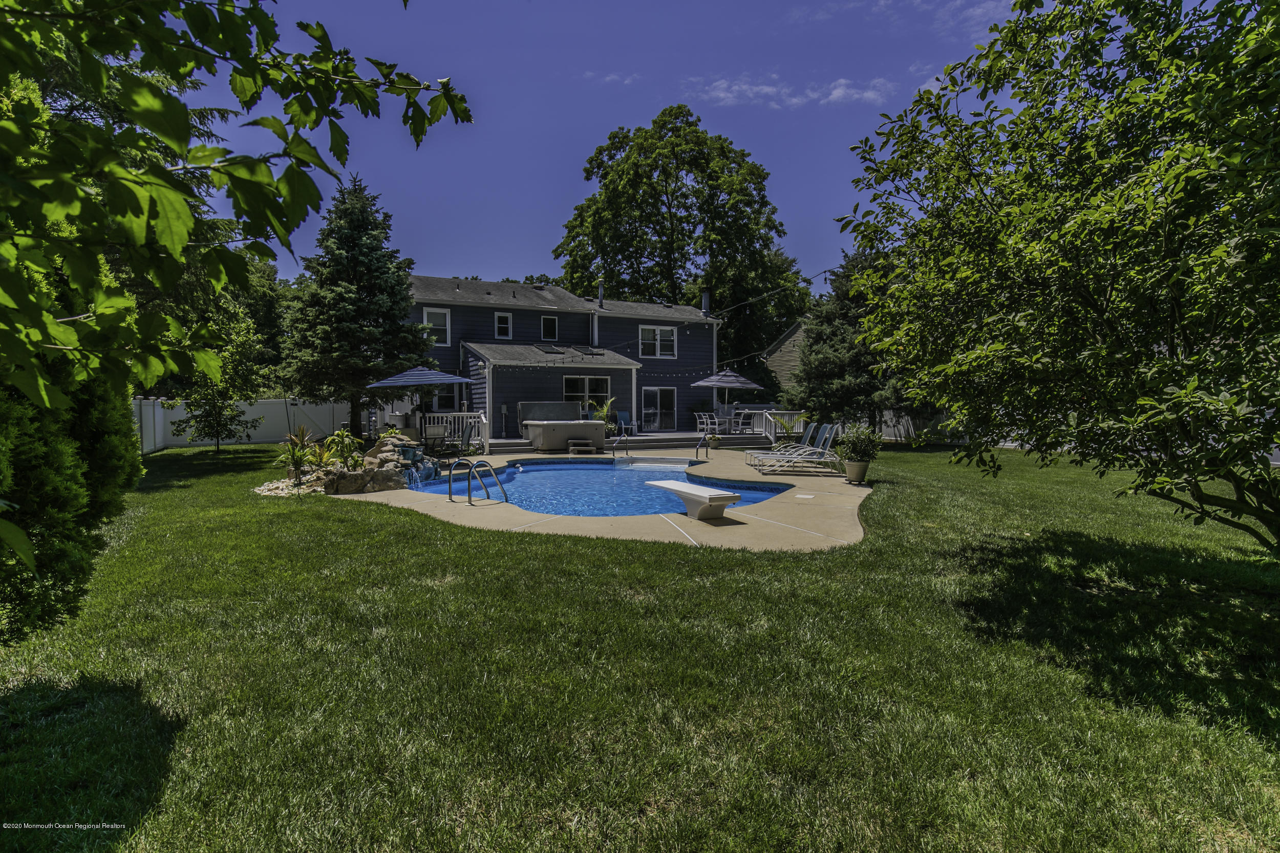 32 Rozbern Drive Eatontown, NJ 07724 - Photo 5 of 49 Jengo_27