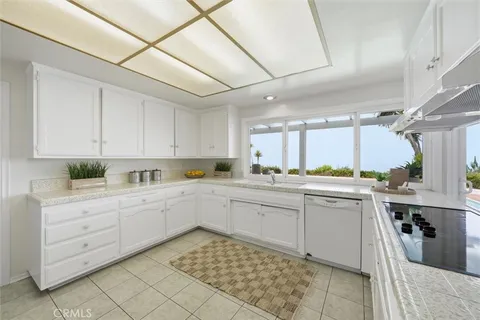 $2,500,000 | 30243 Calle De Suenos, Rancho Palos Verdes, CA 90275
