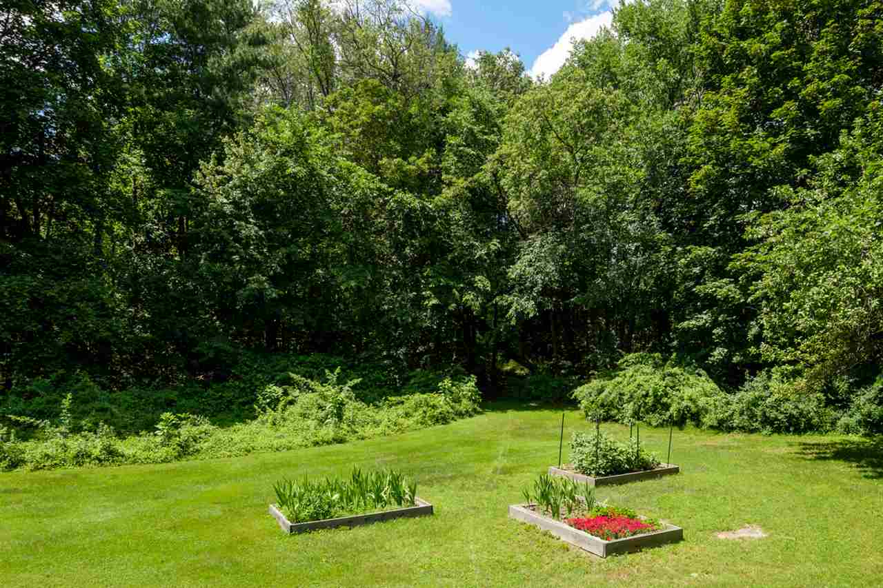 321 S Road Brentwood, NH 03833 - Photo 9 of 37 Gallery Image 9