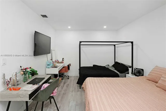 $799,000 | 70 Northeast 186th Terrace, Miami, FL 33179