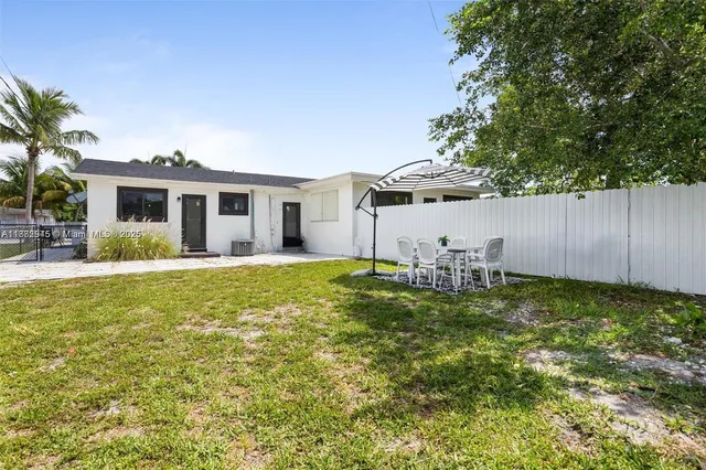 $799,000 | 70 Northeast 186th Terrace, Miami, FL 33179