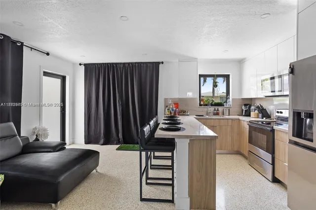 $799,000 | 70 Northeast 186th Terrace, Miami, FL 33179