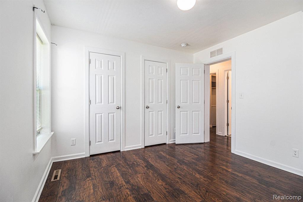 4016 Howe Road Wayne, MI 48184 - Photo 22 of 40