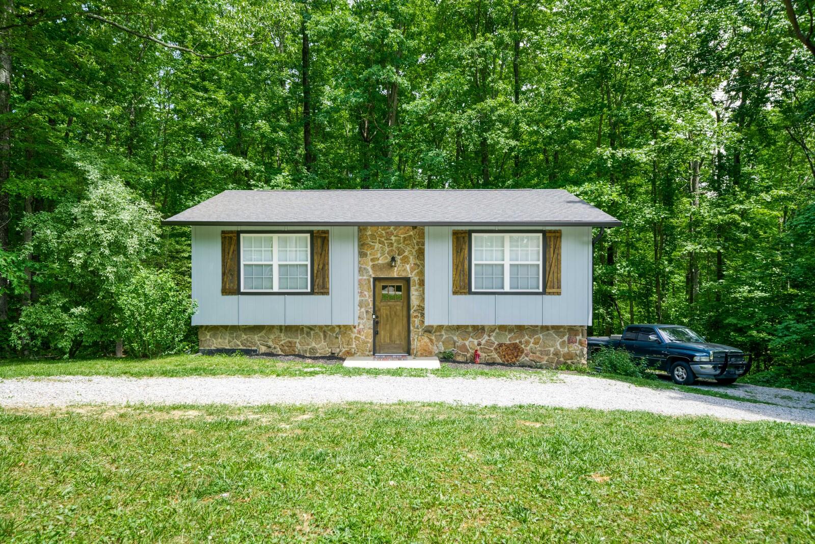 1146 Star Point Road Jamestown, TN 38556 - Photo 2 of 20 1146 Star Point Front