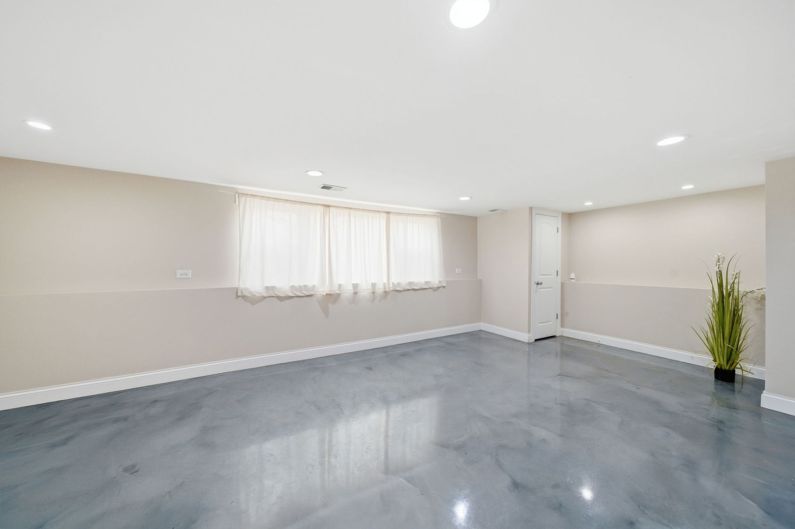 20W309 South Frontage Road Lemont, IL 60439 - Photo 10 of 24