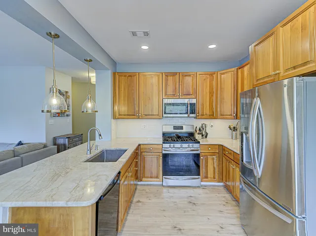 $712,000 | 3 Pony Lane, Flemington, NJ 08822