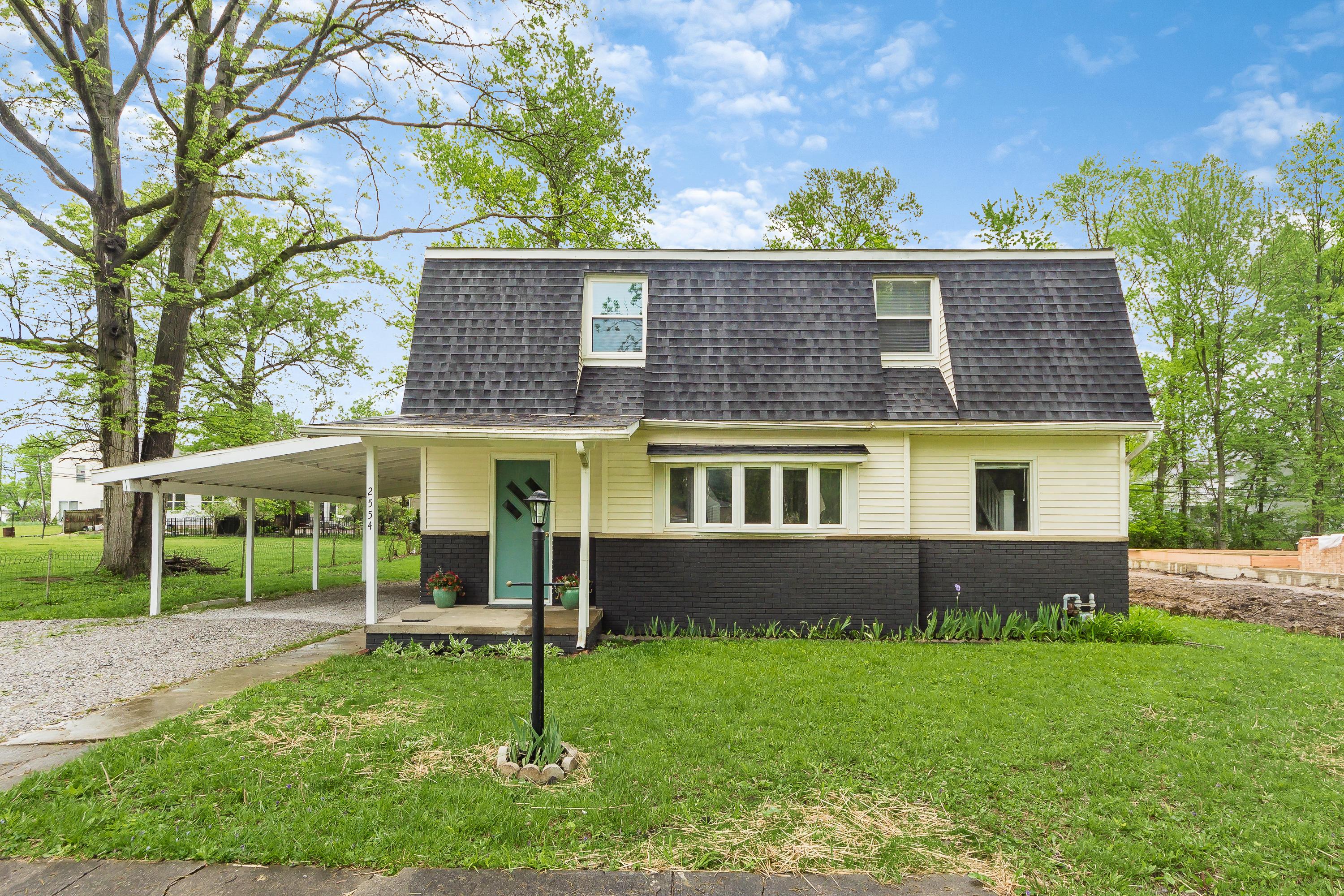 2554 Claridon Road Columbus, OH 43231 - Photo 1 of 33 Gallery Image 1