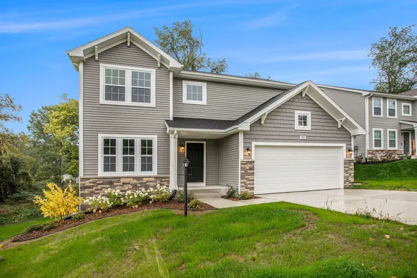 $539,900 | 9392 River Valley Drive Southeast, Alto, MI 49302