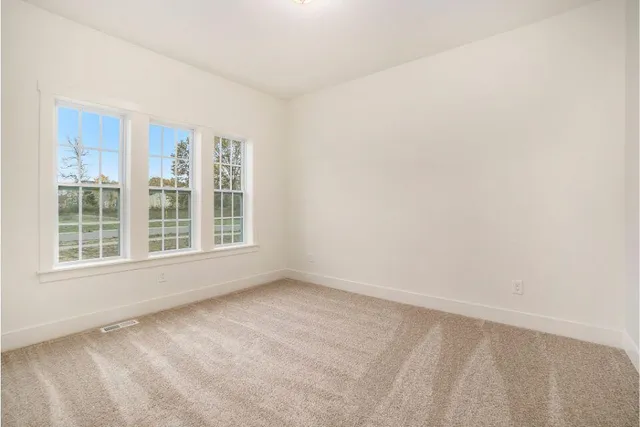 $539,900 | 9392 River Valley Drive Southeast, Alto, MI 49302