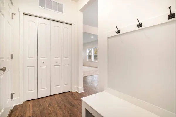 $539,900 | 9392 River Valley Drive Southeast, Alto, MI 49302