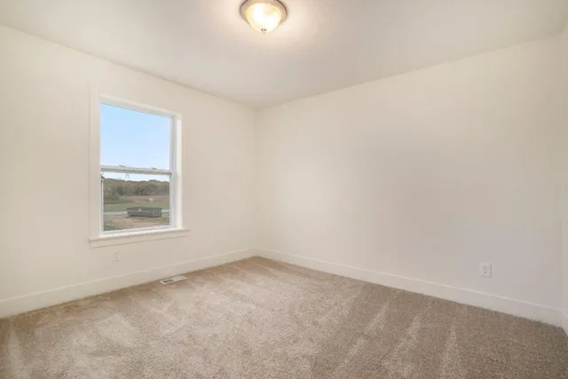 $539,900 | 9392 River Valley Drive Southeast, Alto, MI 49302