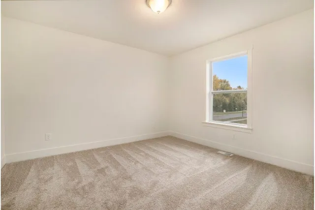 $539,900 | 9392 River Valley Drive Southeast, Alto, MI 49302