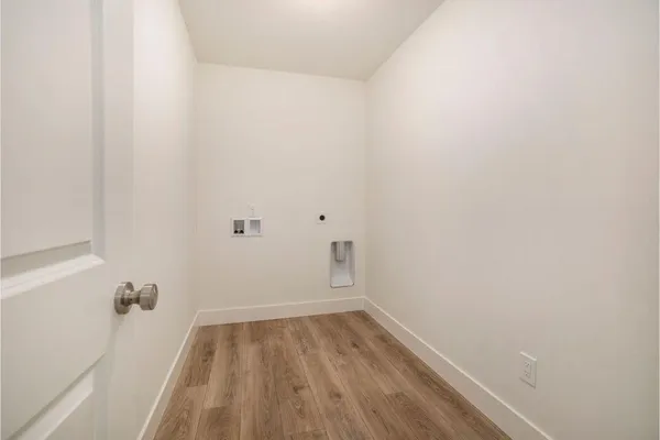 $539,900 | 9392 River Valley Drive Southeast, Alto, MI 49302