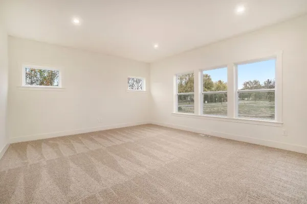 $539,900 | 9392 River Valley Drive Southeast, Alto, MI 49302