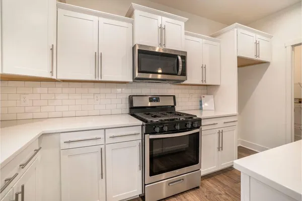 $539,900 | 9392 River Valley Drive Southeast, Alto, MI 49302