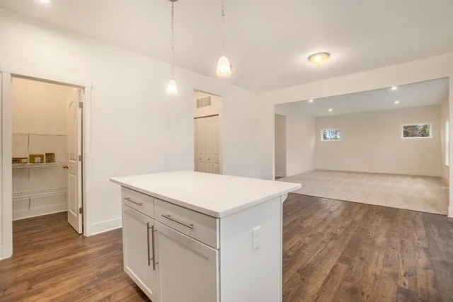 $539,900 | 9392 River Valley Drive Southeast, Alto, MI 49302