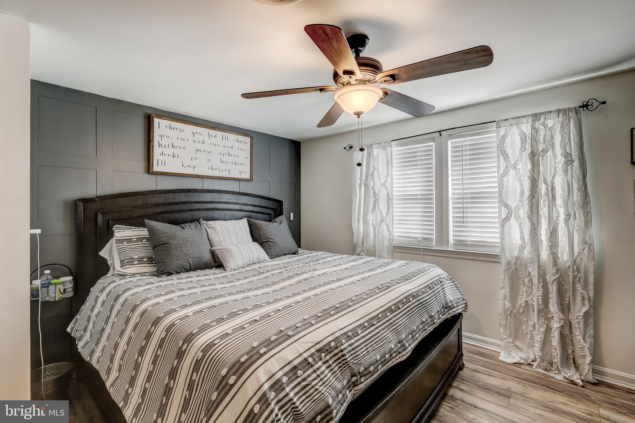 31275 East Line Road Delmar, MD 21875 - Photo 20 of 41 a bedroom with a large bed and a window