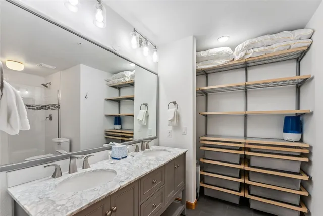 $999,000 | 33 Broken Lance Drive, Unit 206S, Breckenridge, CO 80424