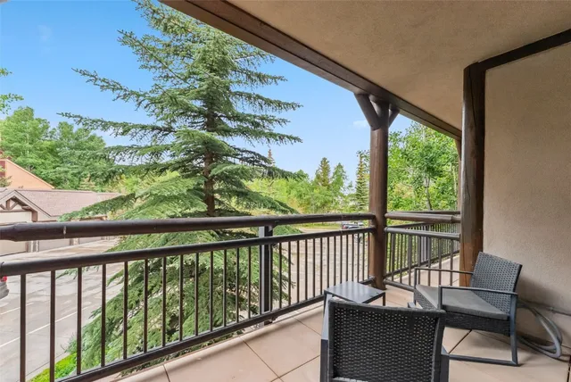 $999,000 | 33 Broken Lance Drive, Unit 206S, Breckenridge, CO 80424