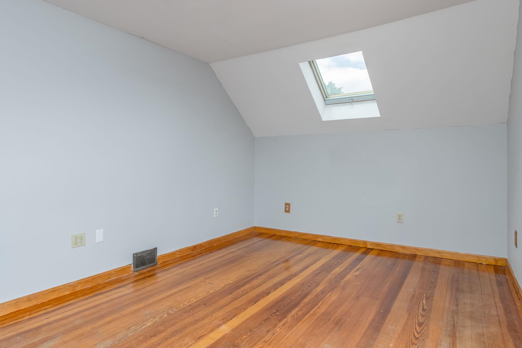 222 Laval Street Manchester, NH 03102 - Photo 45 of 54