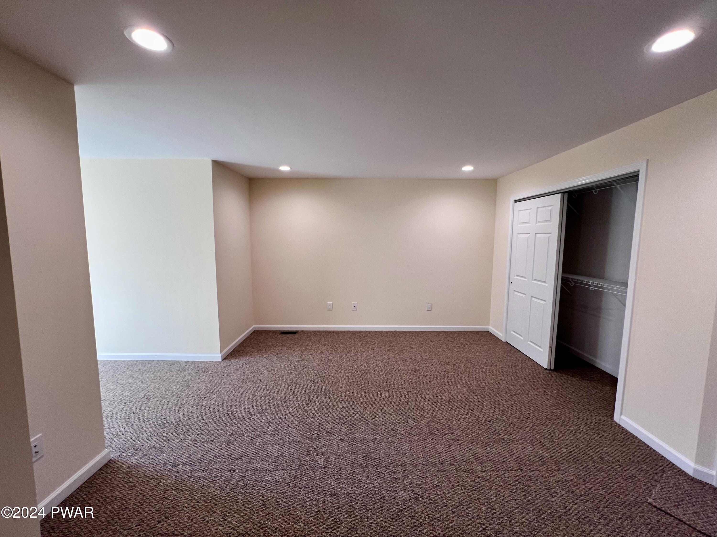 404 MacIntosh Way Matamoras, PA 18336 - Photo 27 of 37