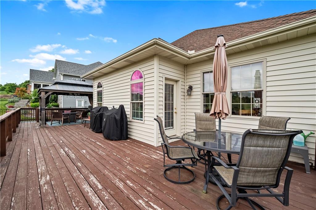 101 Quaker Ridge Court Beaver, PA 15009 - Photo 28 of 33 Expansive deck