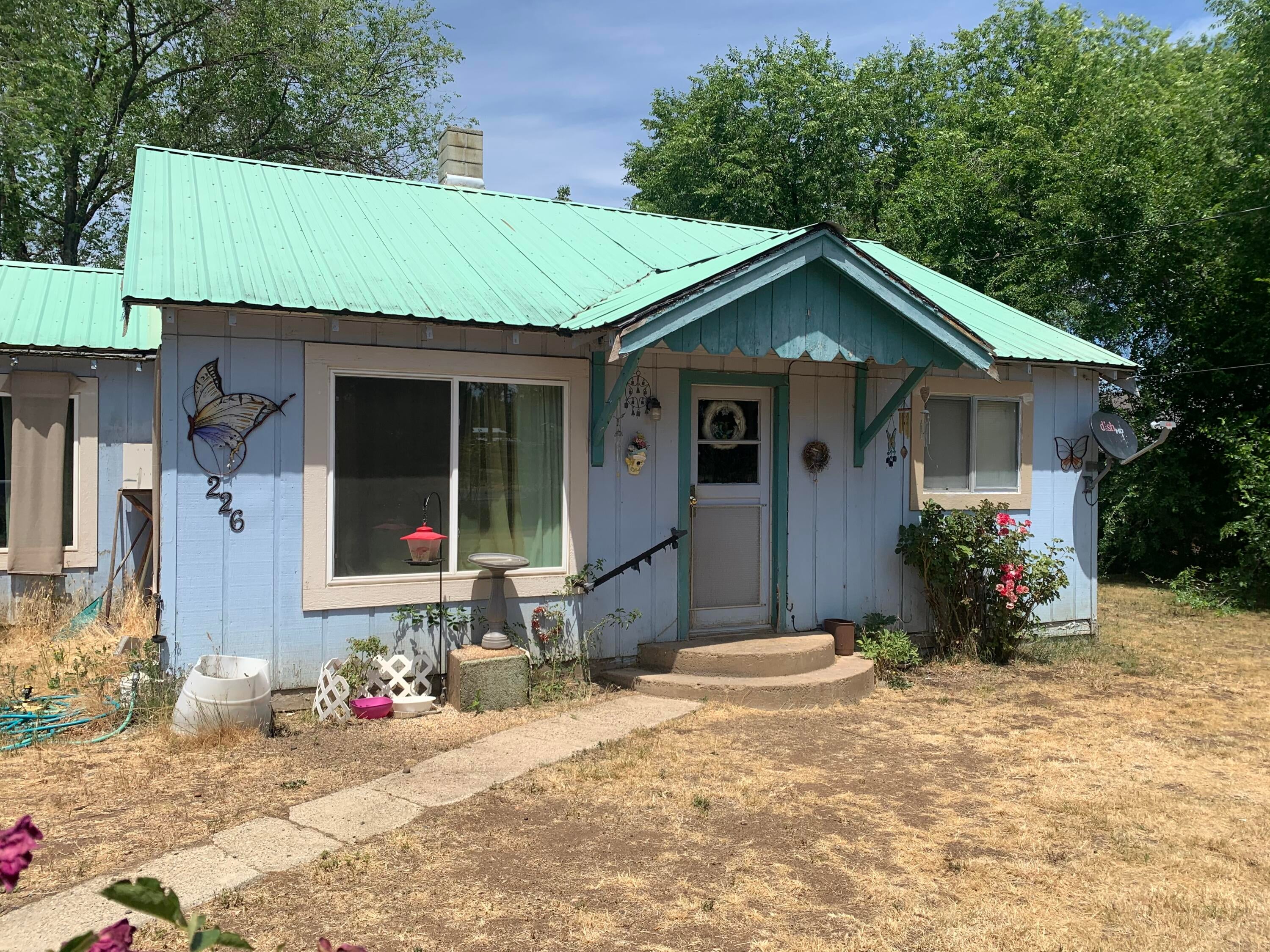 226 Wilson Road Central Point, OR 97502 - Photo 1 of 16 IMG-7607