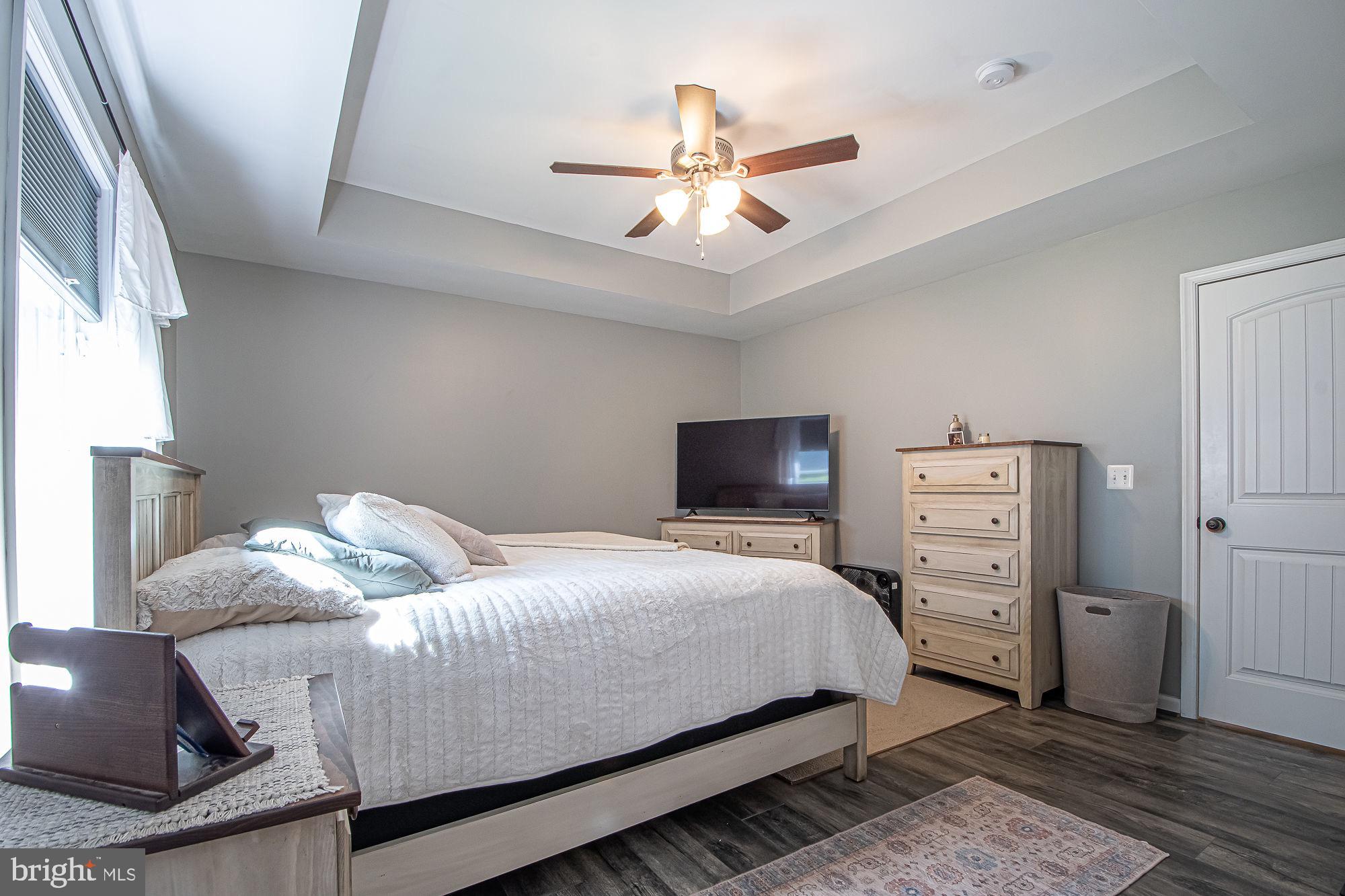 227 Mountain Heights Road Front Royal, VA 22630 - Photo 17 of 44 Primary bedroom