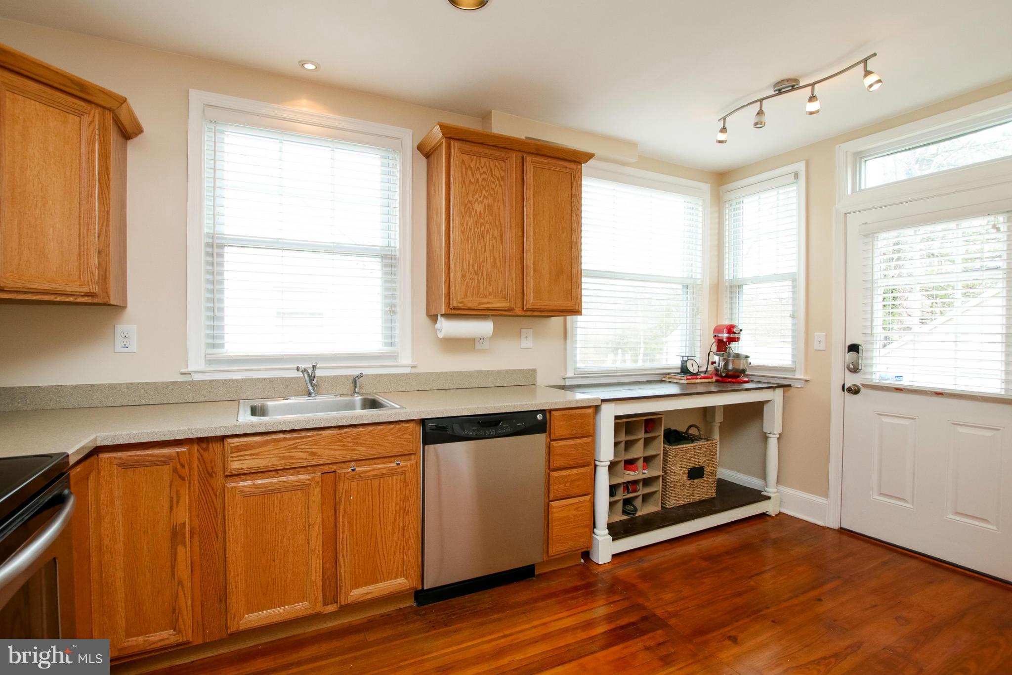 3611 Latham Road Baltimore, MD 21207 - Photo 14 of 30 Kitchen