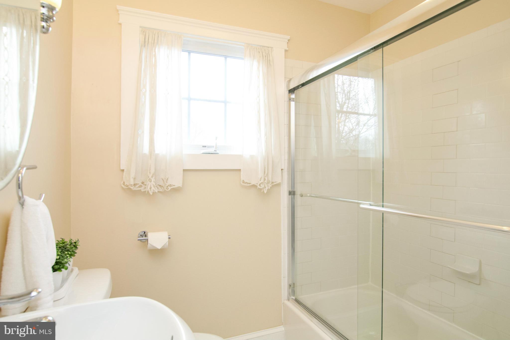 3611 Latham Road Baltimore, MD 21207 - Photo 20 of 30 Bath