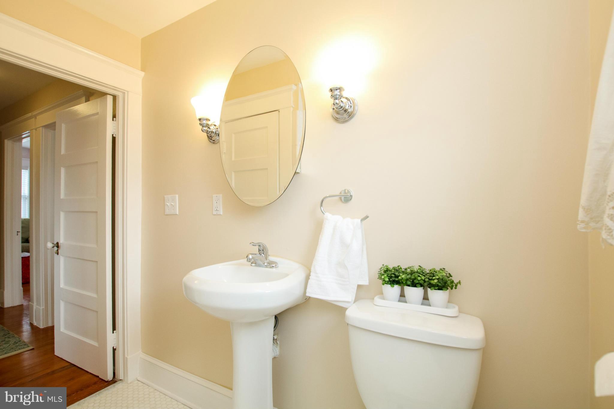3611 Latham Road Baltimore, MD 21207 - Photo 21 of 30 Bath