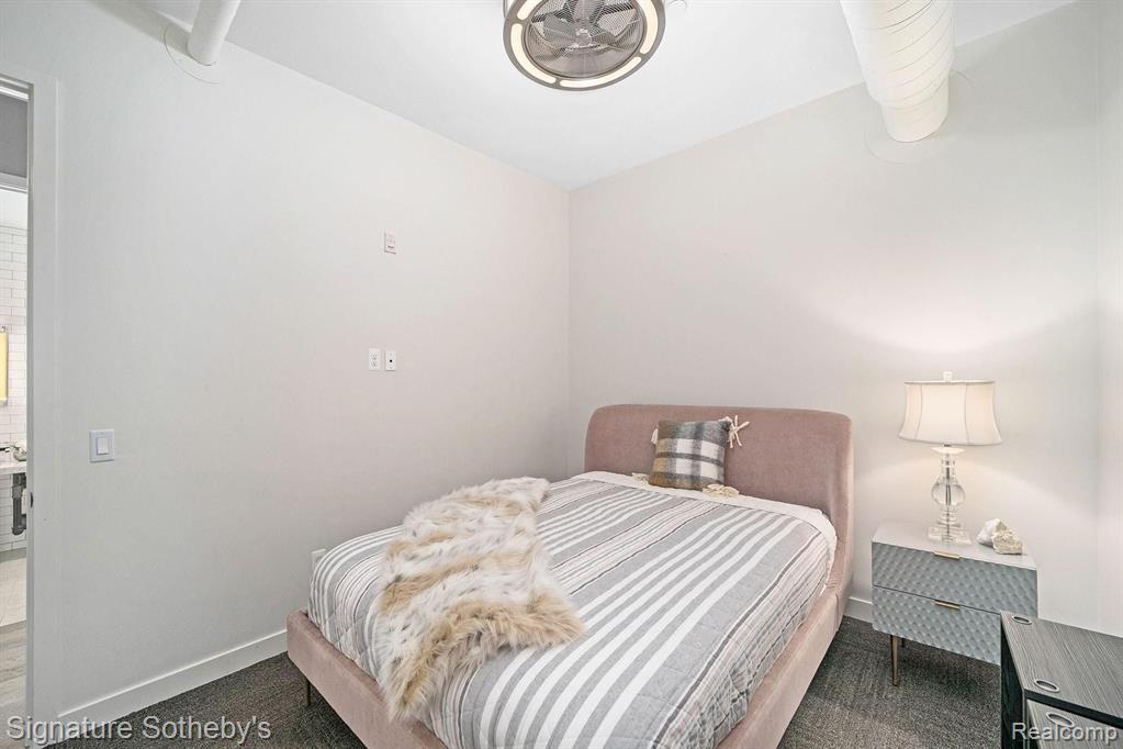 804 North Main Street, Unit 2D Rochester, MI 48307 - Photo 16 of 25