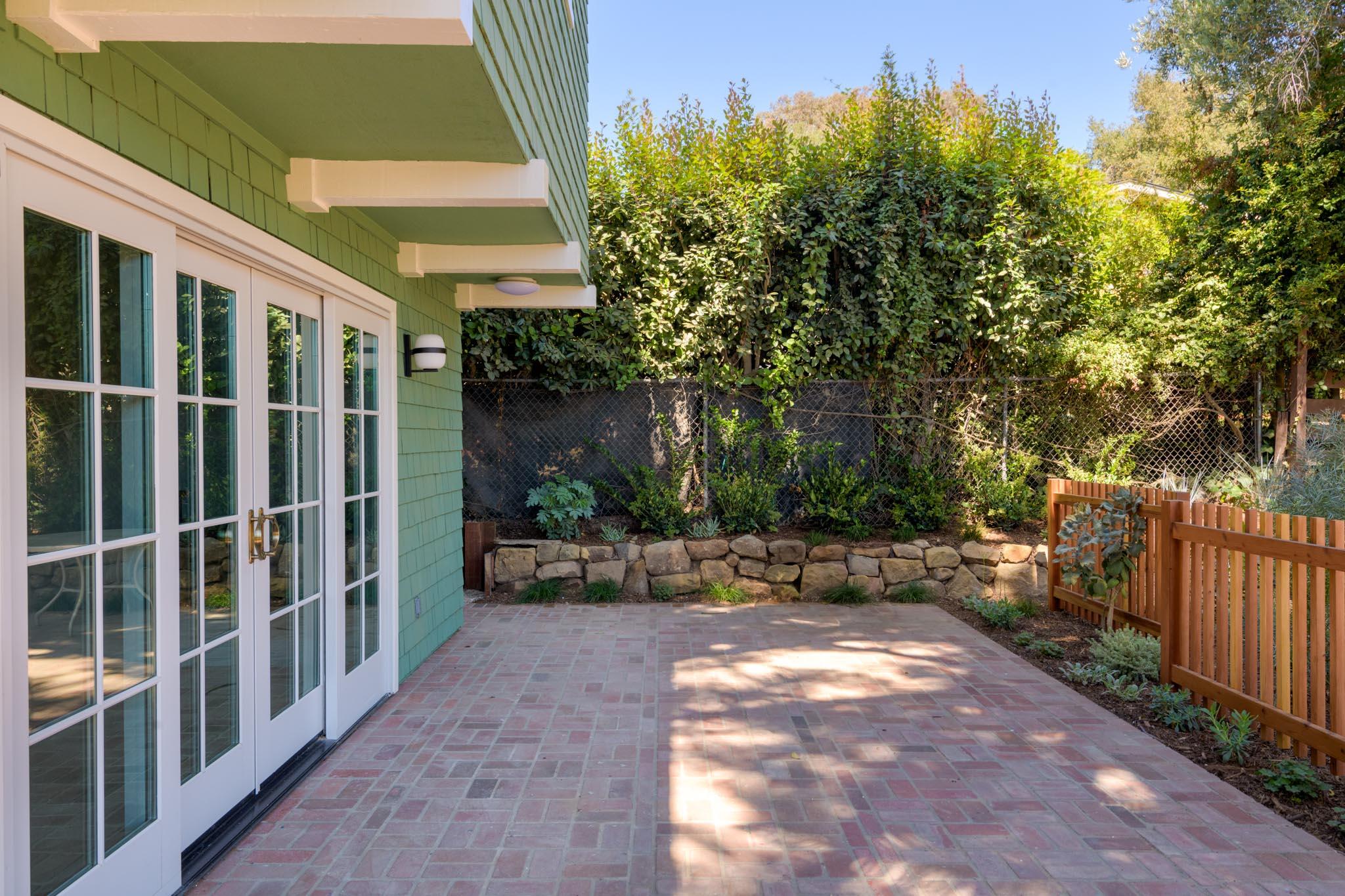 1323 Alta Vista Road Santa Barbara, CA 93103 - Photo 13 of 16 Exterior Patio