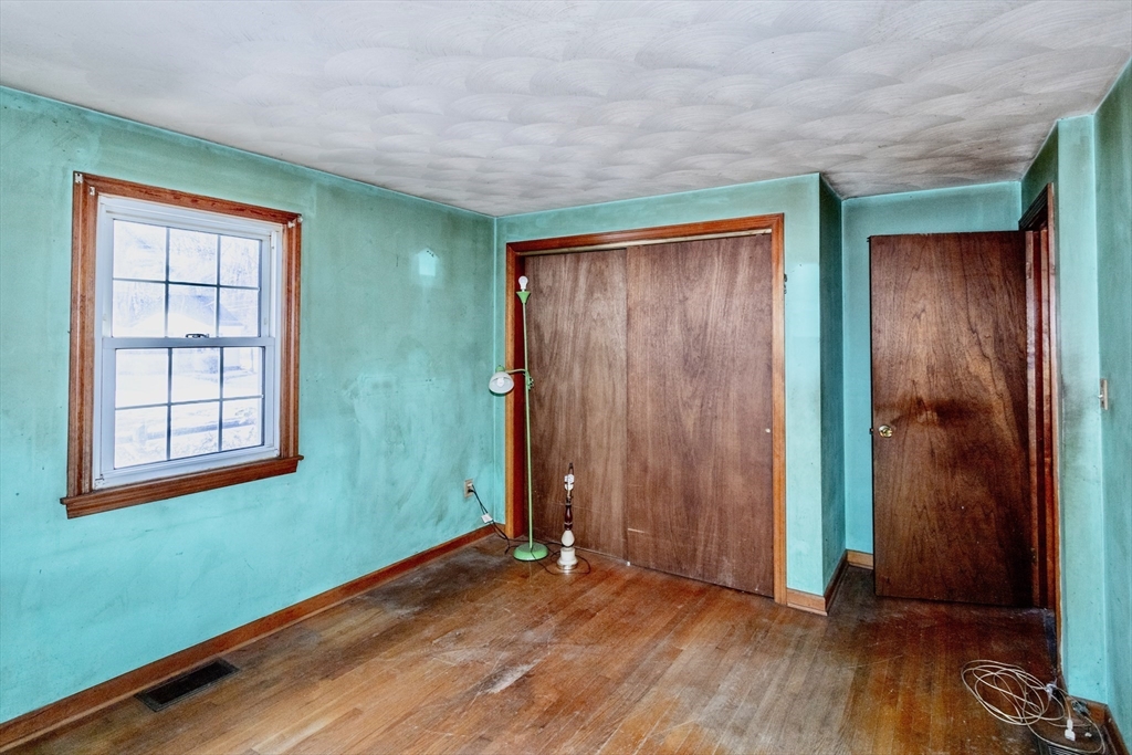 43 NW Road Westfield, MA 01085 - Photo 14 of 34 Gallery Image 14