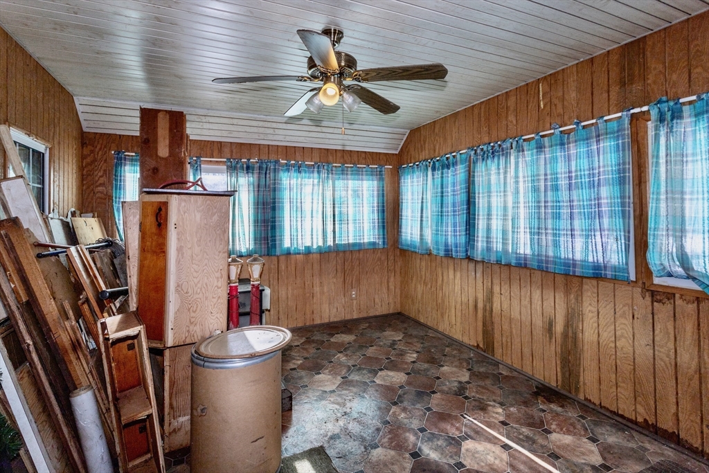 43 NW Road Westfield, MA 01085 - Photo 21 of 34 Gallery Image 21