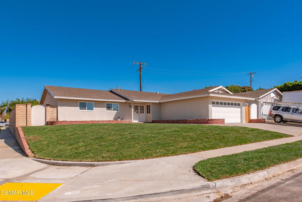 952 Moffatt Circle Simi Valley, CA 93065 - Photo 43 of 44