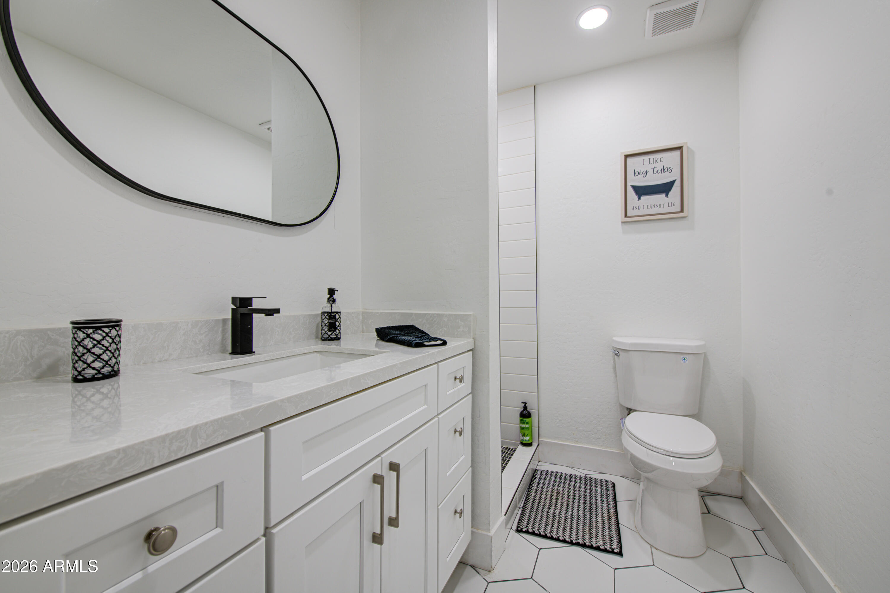 6427 West Lawrence Road Glendale, AZ 85301 - Photo 17 of 33