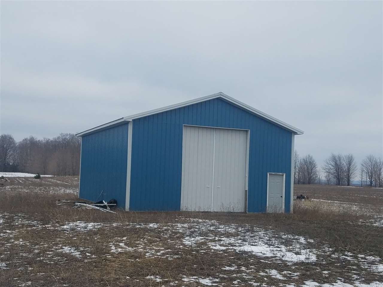 807 Bendon Road Interlochen, MI 49643 - Photo 6 of 23 1870880-5.JPG
