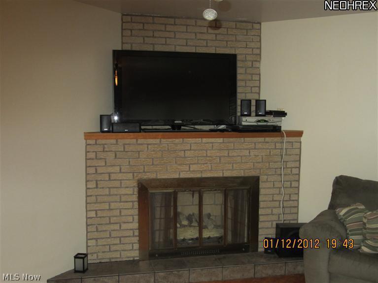 3325 Oser Road Norton, OH 44203 - Photo 3 of 18 Gallery Image 3