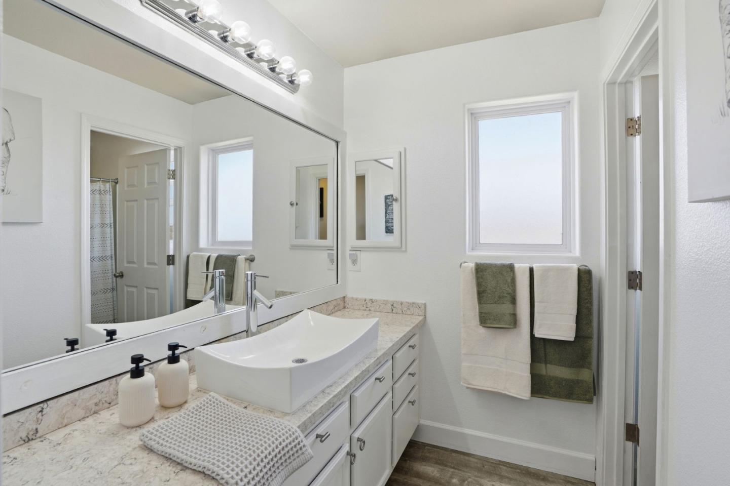 352 San Juan Grade Road Salinas, CA 93906 - Photo 9 of 11