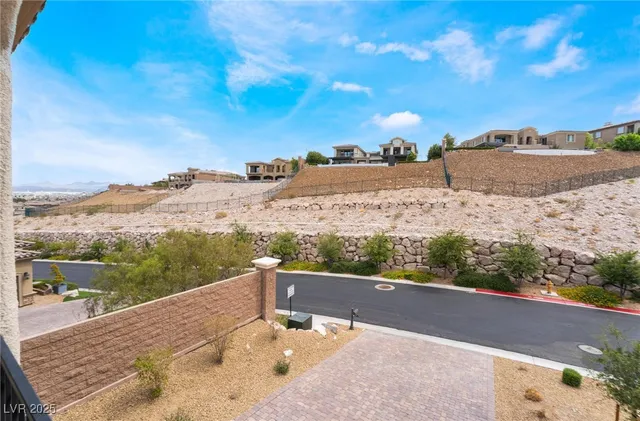 $3,599,999 | 84 Olympia Chase Drive, Las Vegas, NV 89141