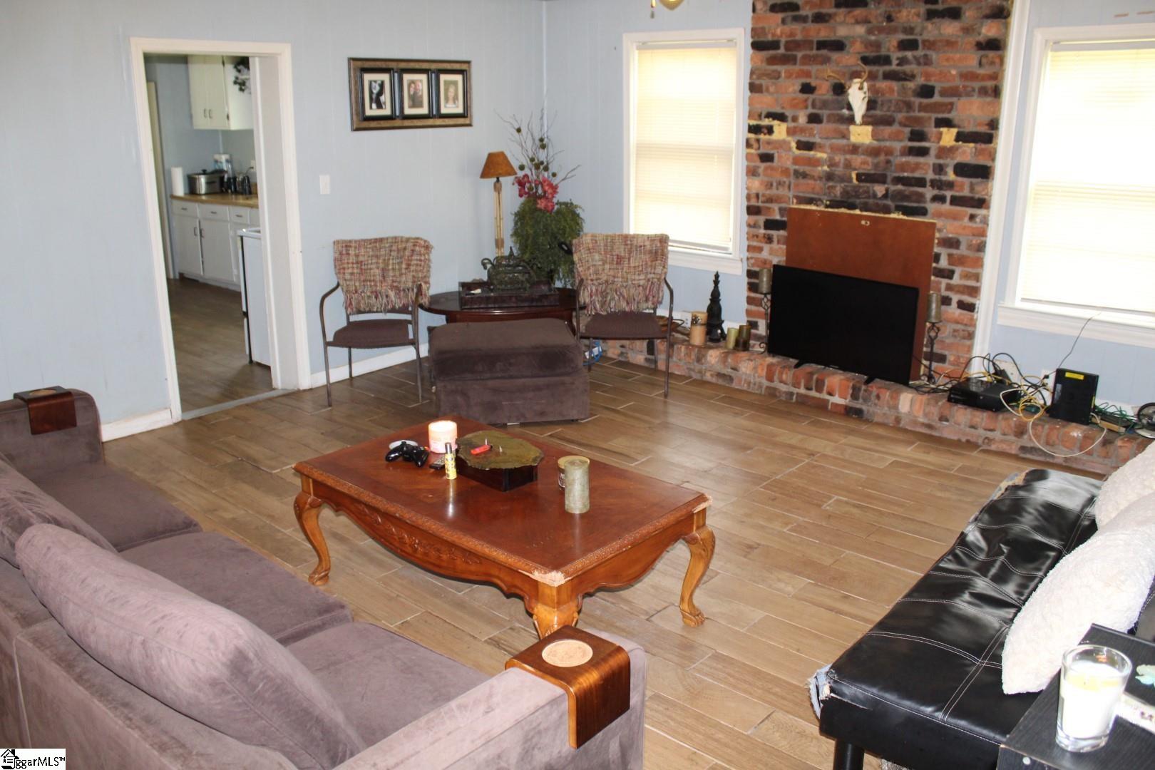 503 Pace Bridge Road Marietta, SC 29661 - Photo 3 of 13