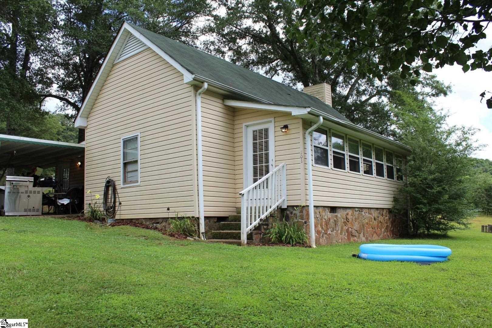 503 Pace Bridge Road Marietta, SC 29661 - Photo 7 of 13