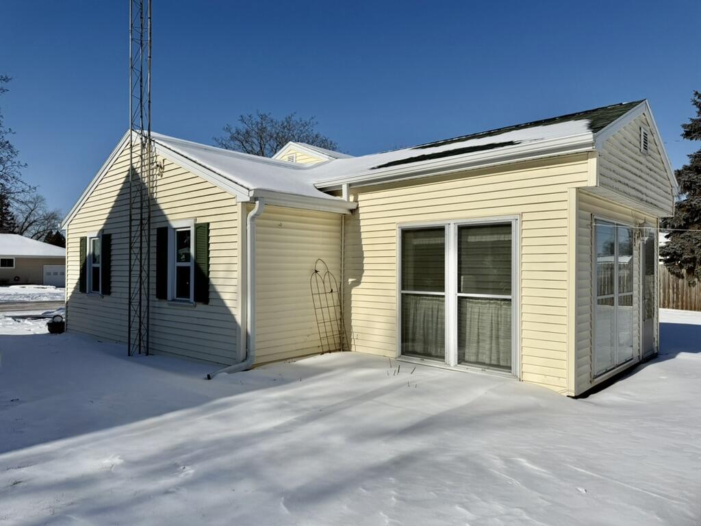 609 North Cedar Street Horicon, WI 53032 - Photo 21 of 25 21D61863-6FC3-4C28-AC2B-9D1FB1A81D97_1_1